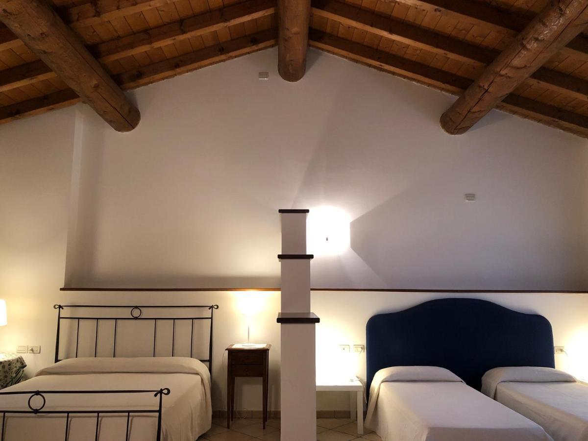 Agriturismo Bitturelli ポンティ・スル・ミンチョ エクステリア 写真